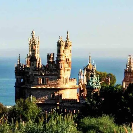 Con Vistas Al Mar Cerca Del Puerto