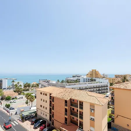Con Vistas Al Mar Cerca Del Puerto